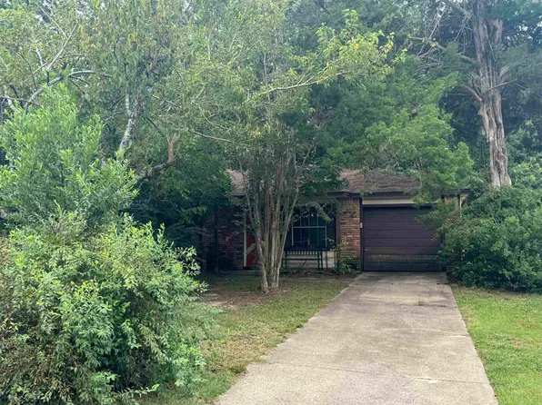 2208 Eastgate Way, Tallahassee, FL 32308