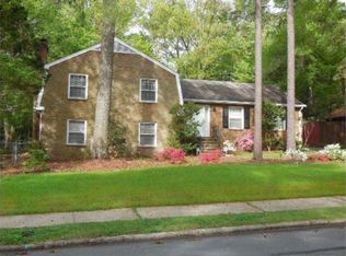 608 Churchill Dr, Chapel Hill, NC 27517