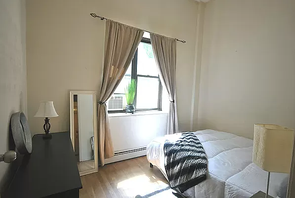 Rented by Compass | media 8