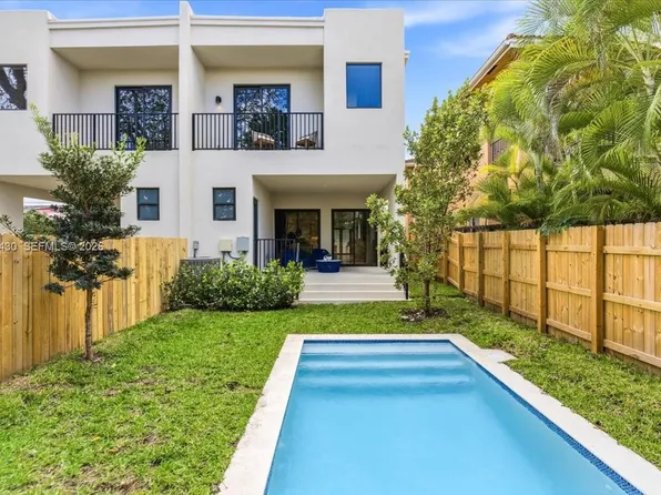 2925 SW 36th Ave, Miami, FL 33133