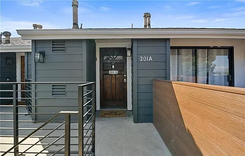345 Avocado St #201A-1 Photo 1