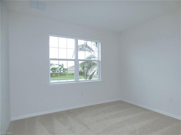 3rd image of 3185 Amadora Cir