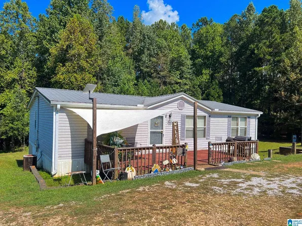 194 Sunset Dr, Wedowee, AL 36278