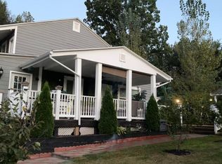 2535 Barracks Rd, Charlottesville, VA 22901