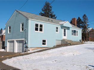 8 Edward St, Newington, CT 06111