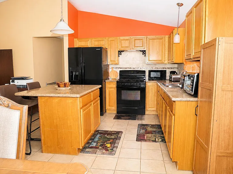 143 Solitude Eb — Photo 12