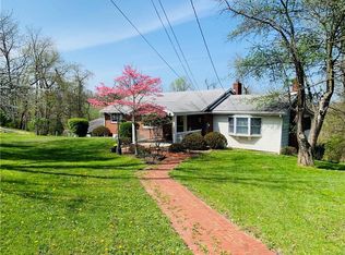 1225 Fallen Timber Rd, Elizabeth, PA 15037