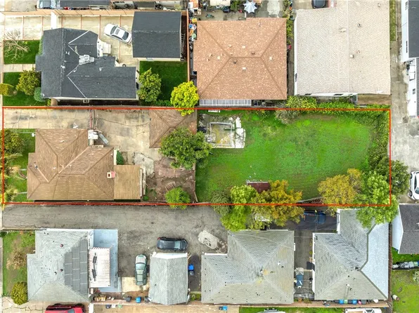 15433 Freeman Ave, Lawndale, CA 90260