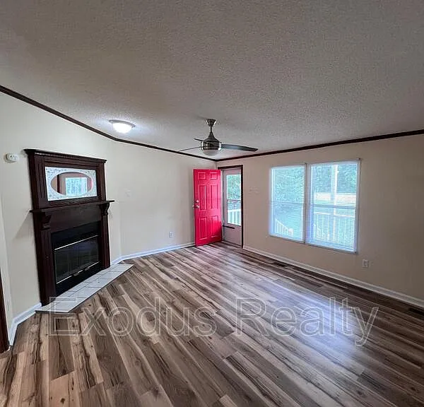 983 Heritage Way #1 — Photo 4