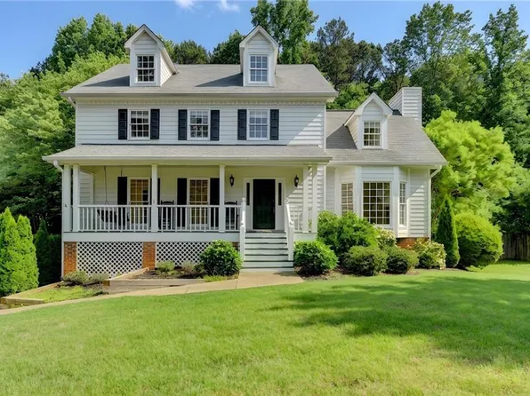 1447 Watsons Pl, Lawrenceville, GA 30043