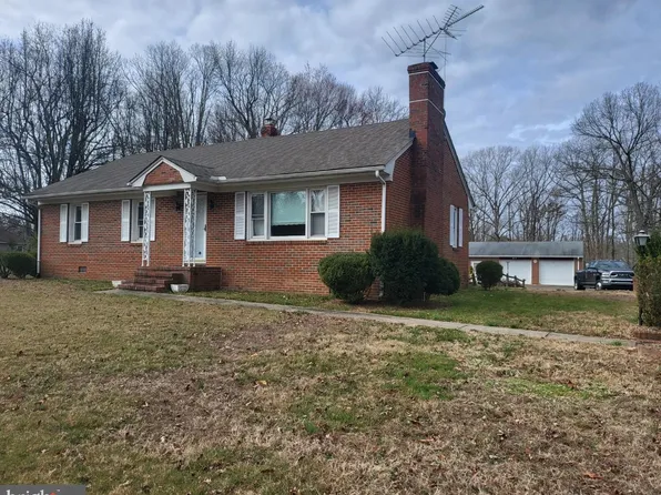 12172 Mount Rose Dr, King George, VA 22485