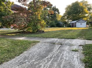 166 Chestnut St, Leetonia, OH 44431