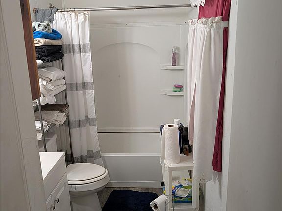 5th image of 2225 Old McKinney Rd