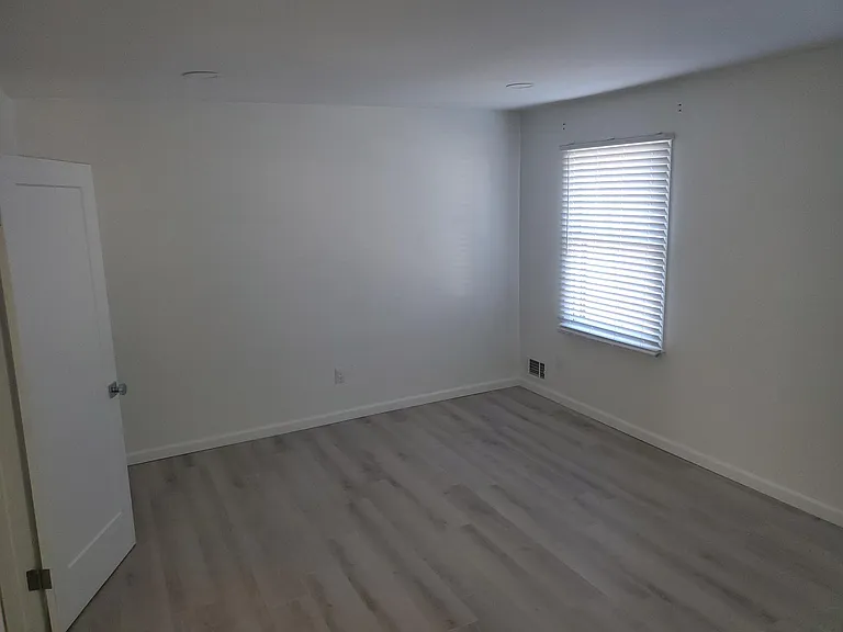122 Stedwick Dr — Photo 12