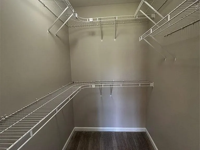 249 Deerfield Ct — Photo 7