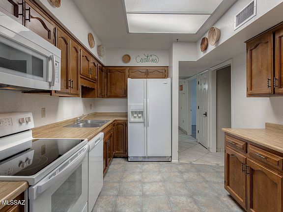 5th image of 754 W Calle Del Ensalmo