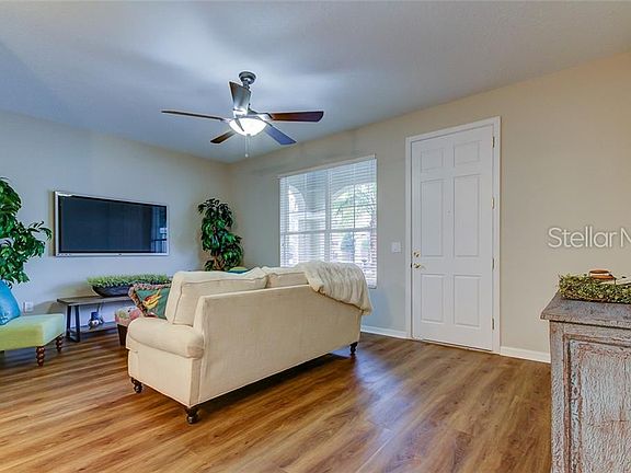 5th image of 14147 Stilton St
