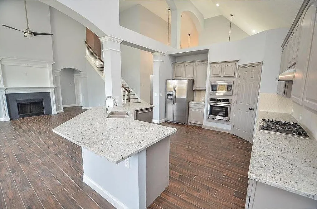 20331 Canyon Gate Blvd — Photo 2