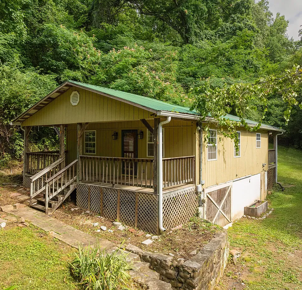 2 bed, 1100 sqft, $1,800 — Photo 3