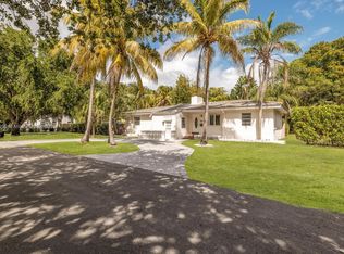 11801 NE 11th Ave, Biscayne Park, FL 33161
