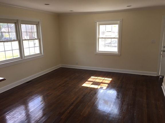 4th image of 21 Mead Ave