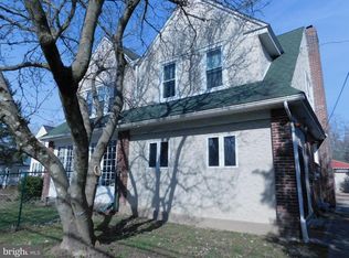302 S Devon Ave, Wayne, PA 19087