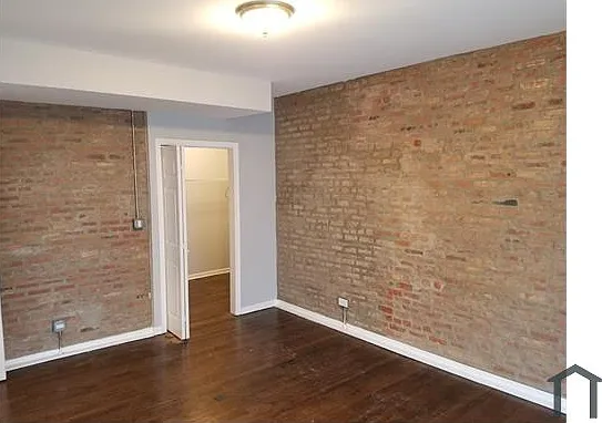 2 bed, $1,686 — Photo 2