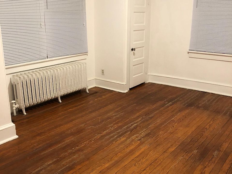 2nd image of 31 S Richmond Ave #1