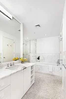 Rented by Compass | media 27