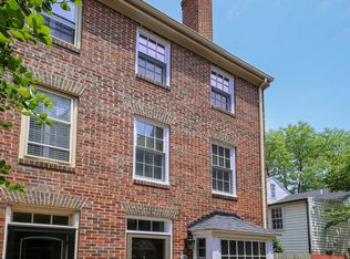 211 S Fayette St #1/2, Alexandria, VA 22314
