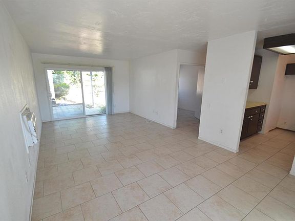 3rd image of 9925 Los Ranchitos Rd