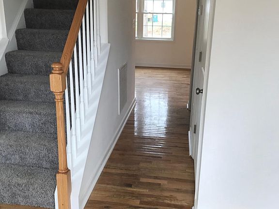 2nd image of 505 Windomere Ave