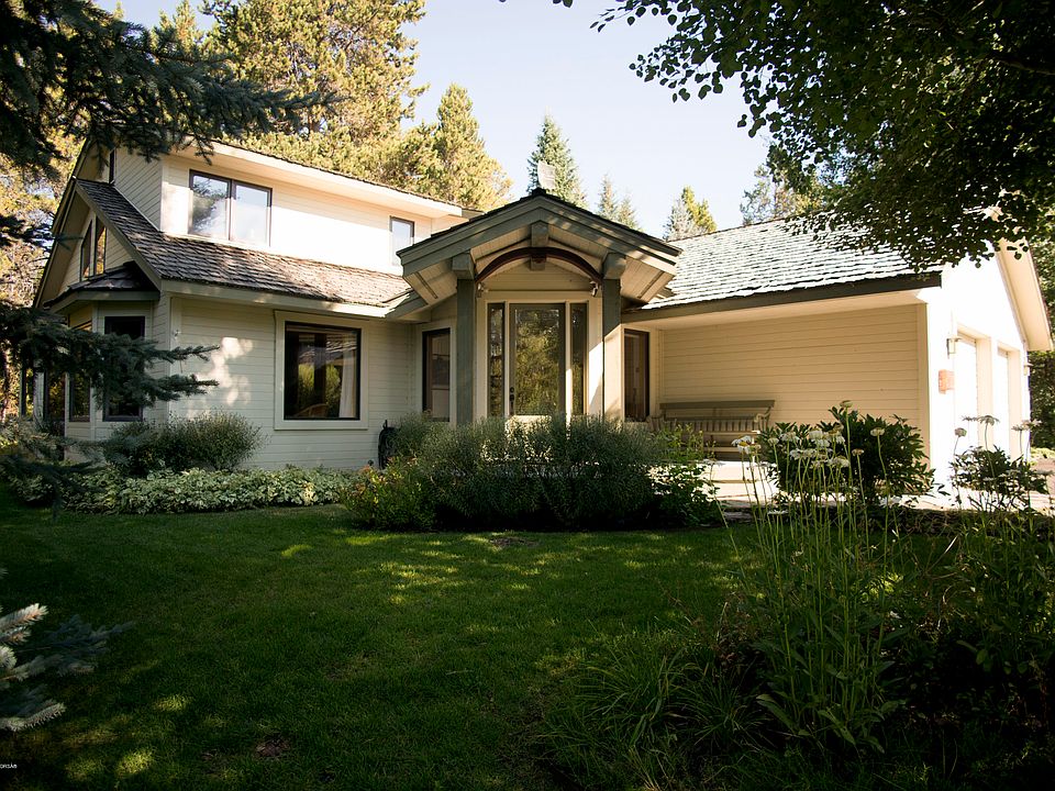 1st image of 3655 N Fish Creek Dr