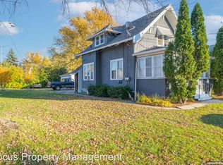 726 S Commercial St, Neenah, WI 54956