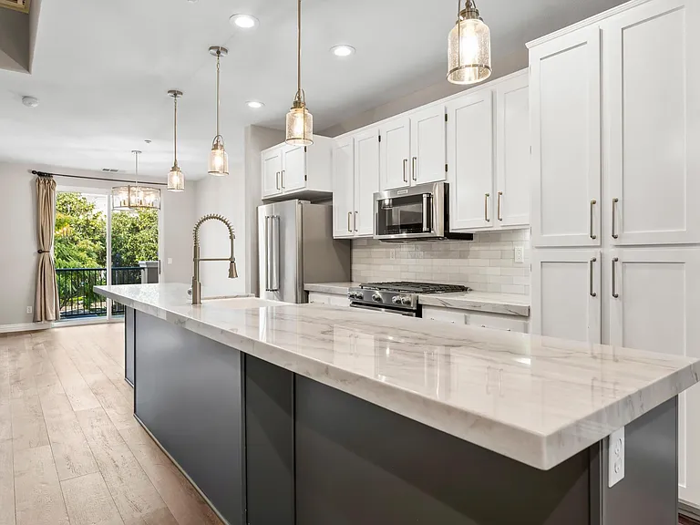 1250 Elfin Forest Rd W — Photo 1