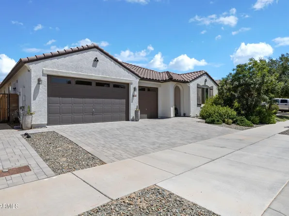 16118 W DESERT HILLS Drive, Surprise, AZ 85379