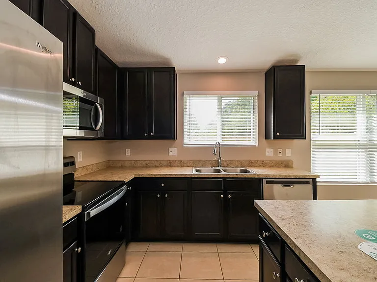 1403 Creek Point Blvd — Photo 8