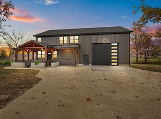 21 Timber View Dr, Seymour, MO 65746