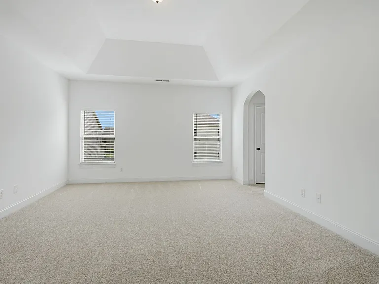 5060 Rialto Way — Photo 13