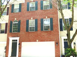 5677 Trammel Ct, Carmel, IN 46033