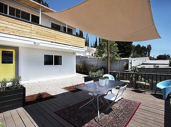 2nd image of 3210 Weldon Ave