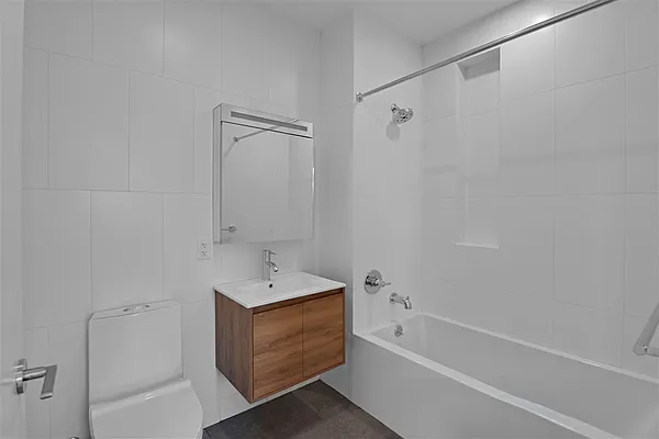 Rented by CW Realty Property Management LLC | media 27