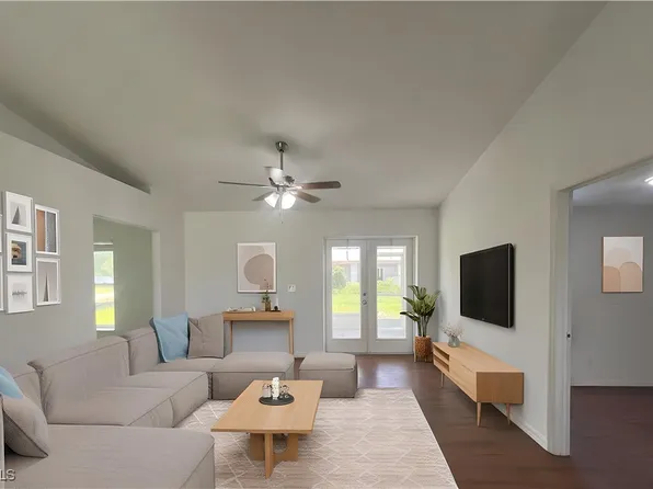 936 Eisenhower Blvd, Lehigh Acres, FL 33974