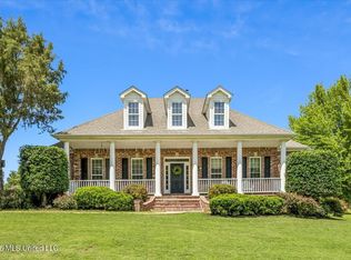 415 Foxwood Cir S, Hernando, MS 38632