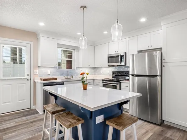 Tryon Village Apartments, 1425 Red Robin Ln #81148aa74, New Bern, NC 28562