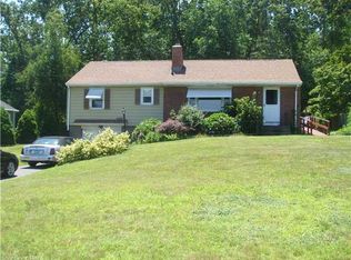 12 Garth Rd, Manchester, CT 06040