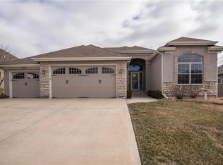 1215 Kettering Ln, Raymore, MO 64083