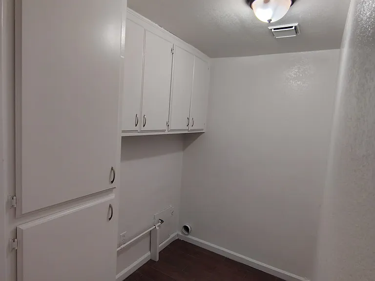 3913 Manor St #1A — Photo 7