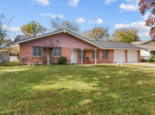 1904 Amy Dr, Baytown, TX 77520