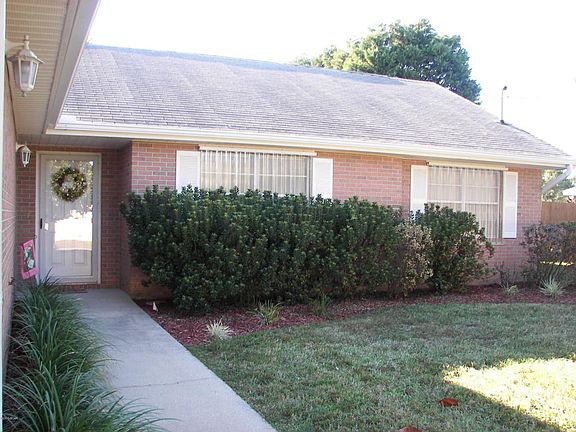 3rd image of 658 16th St